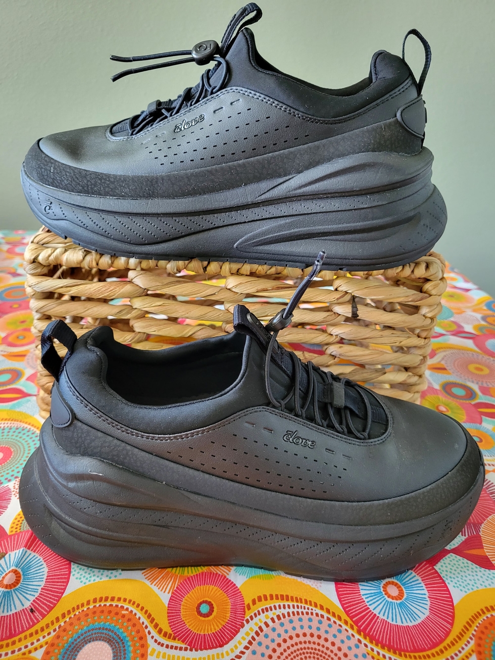 Clove Supercush™ Forte 2 Women's All Black Bungee Athletic Shoe Size 9